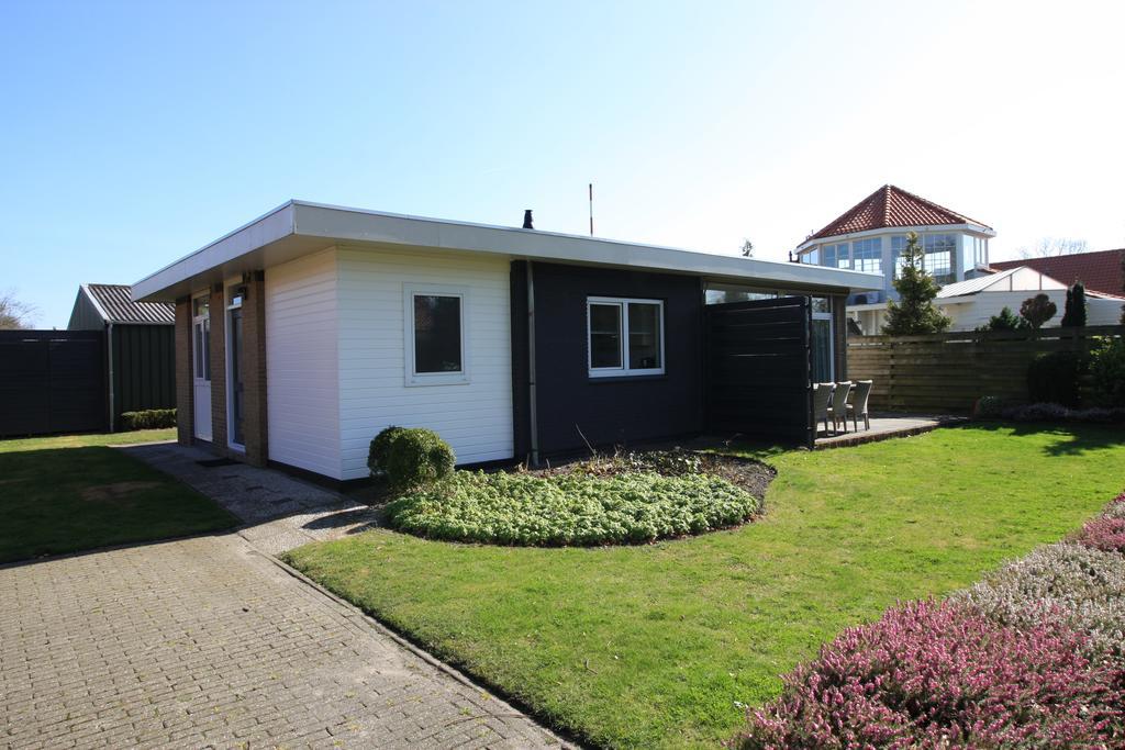 Holiday Park Dennenbos Oostkapelle Exterior photo